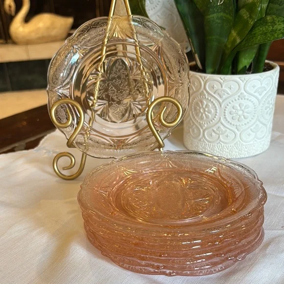 Pink Depression Royal Lace Small Plates (8) - Picture 1 of 11